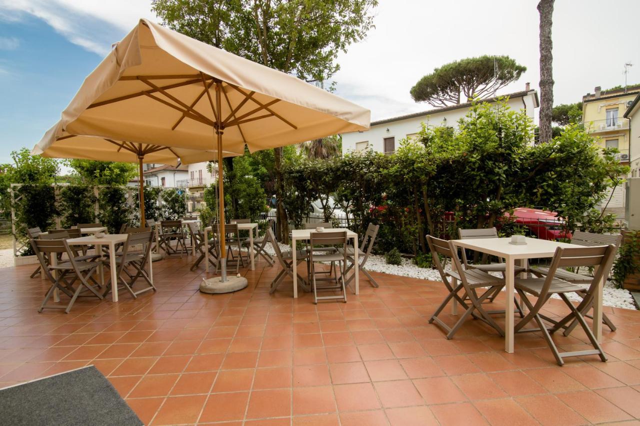 Hotel Lydia Τσέρβια Εξωτερικό φωτογραφία